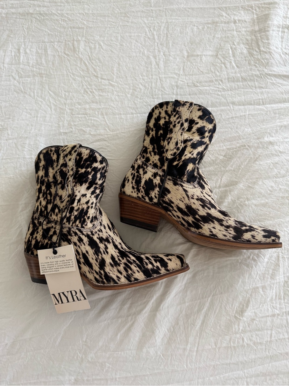 NWT MYRA Cow Bow Western Hairon Leather Booties - Picture 2 of 11